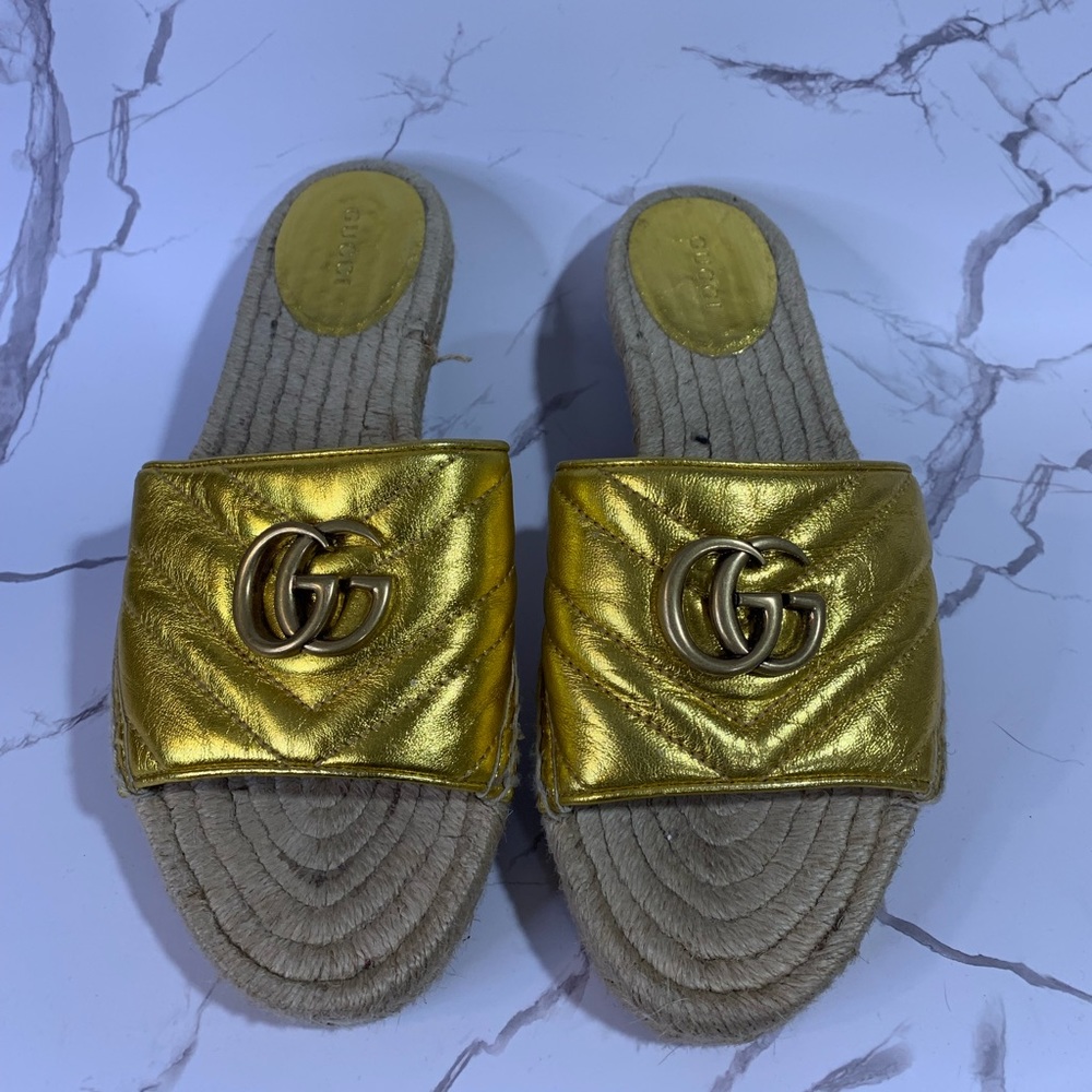 Authentic Gucci marmot metallic gold sandals 37